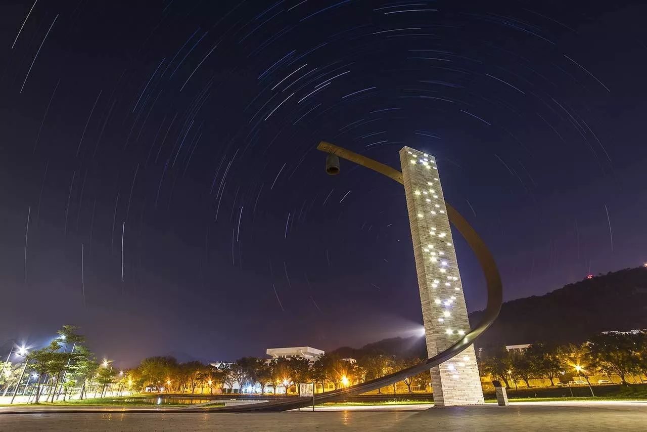 汕头大学夜景图片